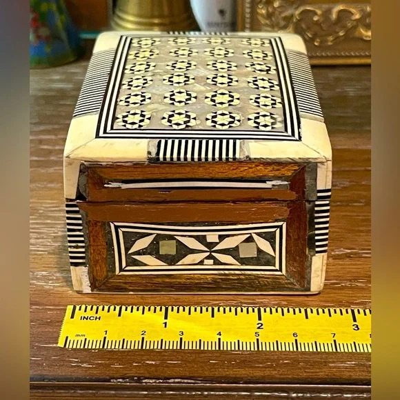 Wood trinket handcrafted boxes (set of 2) approx 7.75”x 4.75” & 3.75”x 2.75”